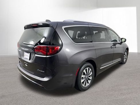 Used 2020 Chrysler Pacifica Limited w/ Advanced Safetytec Group FWD image 36