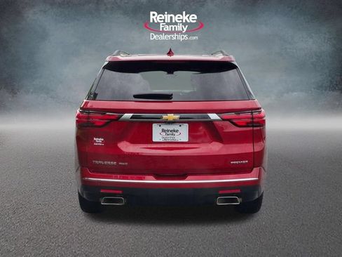 Used 2023 Chevrolet Traverse Premier AWD/4WD image 6