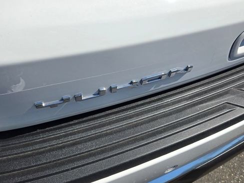 New 2026 GMC Yukon Denali AWD/4WD image 6