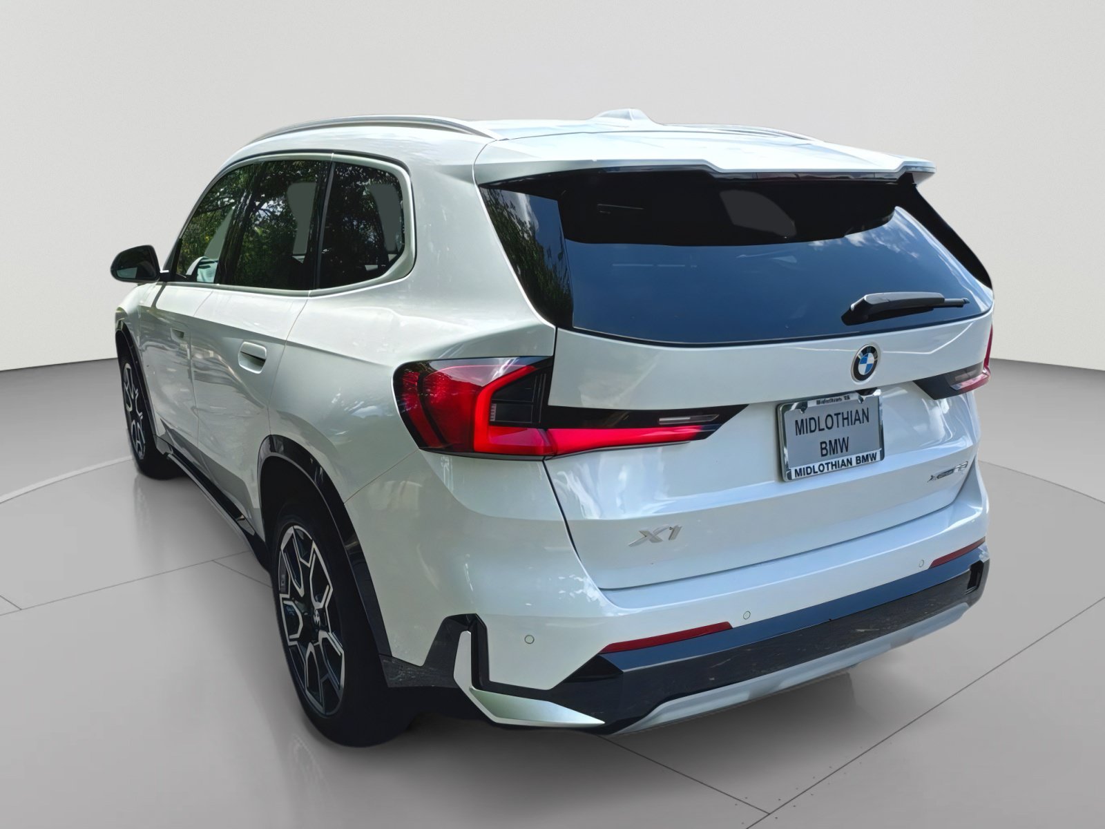 New 2026 BMW X1 xDrive28i w/ Technology Package AWD/4WD image 33