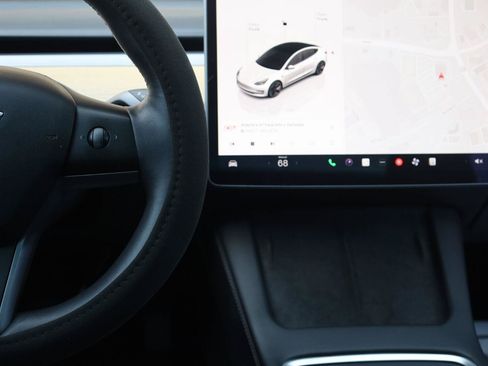 Used 2023 Tesla Model 3 Standard Range RWD image 31