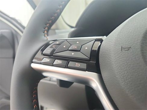 New 2025 Nissan Altima 2.5 SR w/ SR Premium Package image 27