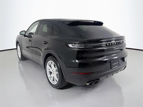 New 2026 Porsche Cayenne Coupe image 3