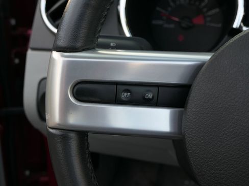Used 2006 Ford Mustang Premium image 16