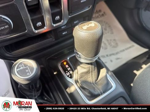 Used 2024 Jeep Wrangler Sport S AWD/4WD image 18