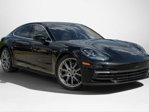 Used 2019 Porsche Panamera 4 AWD/4WD image 4