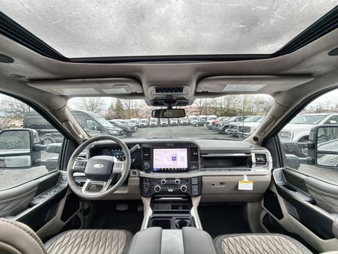 New 2026 Ford F450 Platinum w/ Platinum Plus Package AWD/4WD image 42