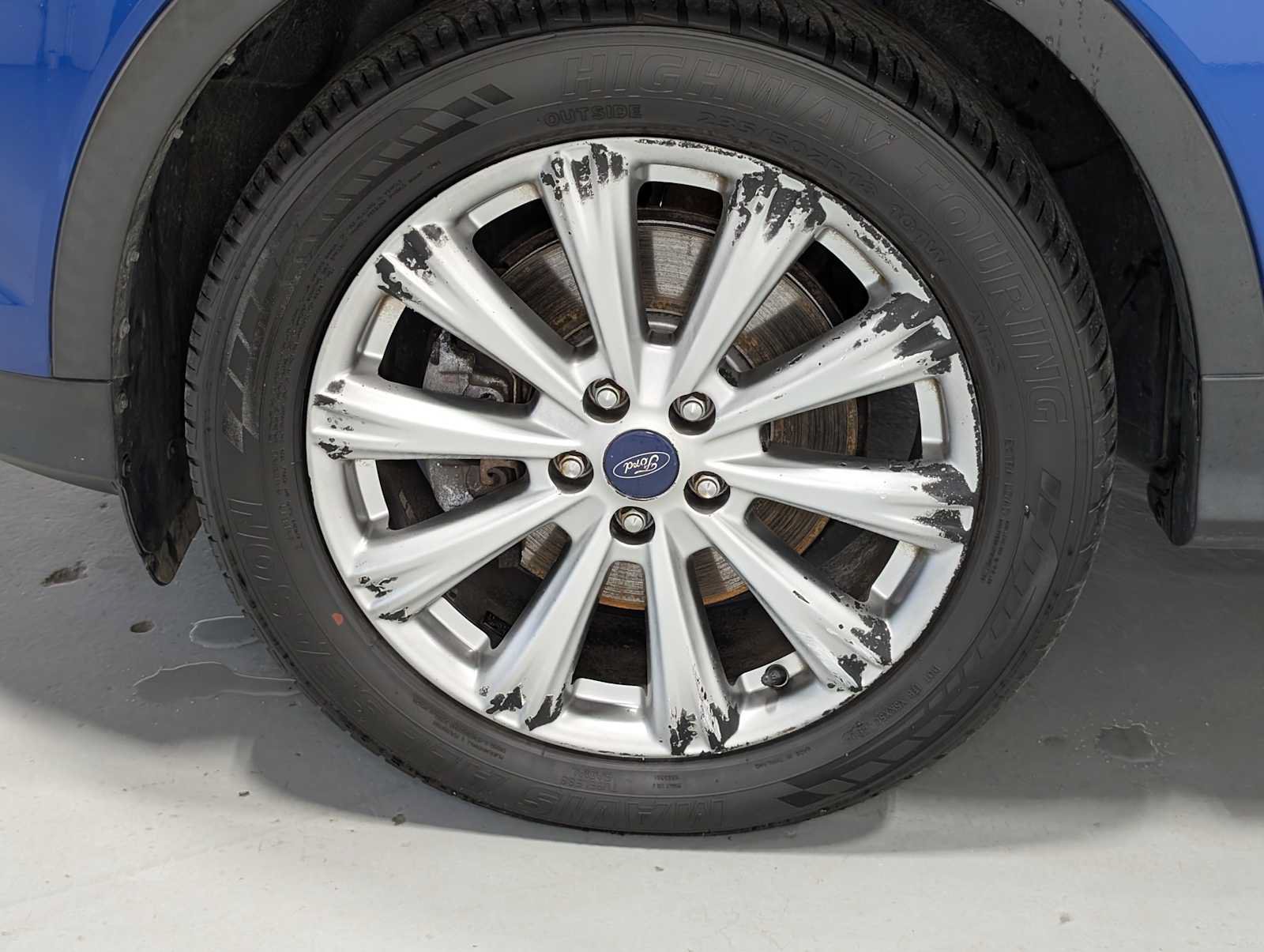Used 2017 Ford Escape Titanium AWD/4WD image 3