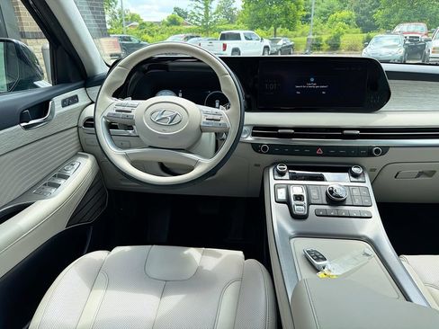 Used 2024 Hyundai Palisade Calligraphy AWD/4WD image 21