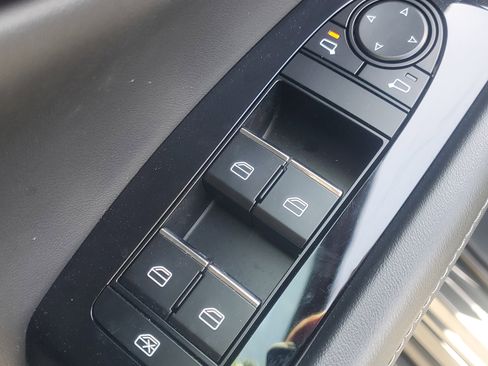 Used 2023 MAZDA CX-30 AWD 2.5 S w/ Preferred Package image 18