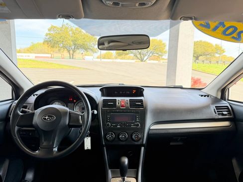 Used 2012 Subaru Impreza 2.0i image 9