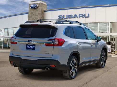 New 2025 Subaru Crosstrek 2.5i Limited image 4