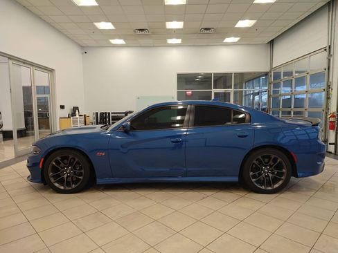 Used 2021 Dodge Charger Scat Pack image 7