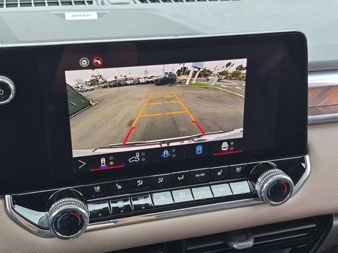 New 2026 GMC Canyon Denali AWD/4WD image 14