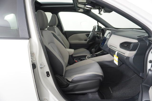 Certified 2025 Subaru Forester Premium AWD/4WD image 40