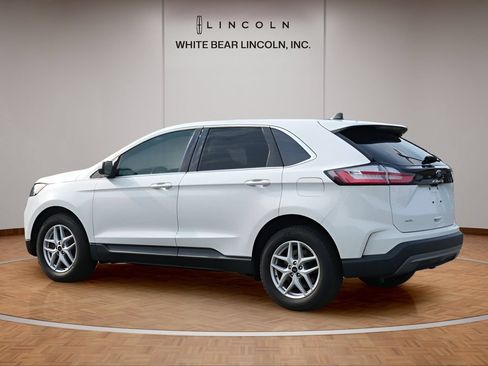 Used 2024 Ford Edge SEL w/ Convenience Package AWD/4WD image 7