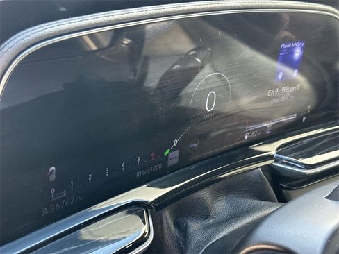 Used 2023 Cadillac Escalade ESV Sport image 10