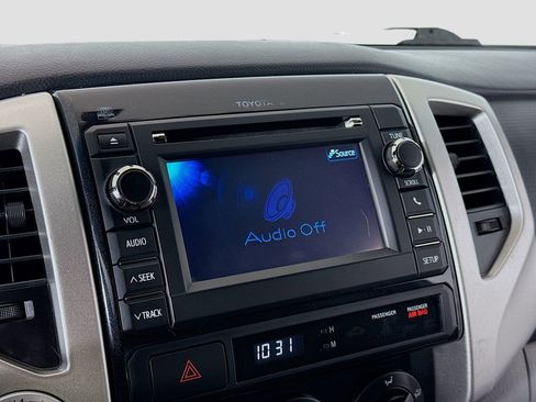 Used 2013 Toyota Tacoma 4x4 Double Cab w/ TRD Sport Pkg image 14