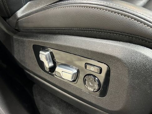 Used 2022 BMW X7 xDrive40i image 17