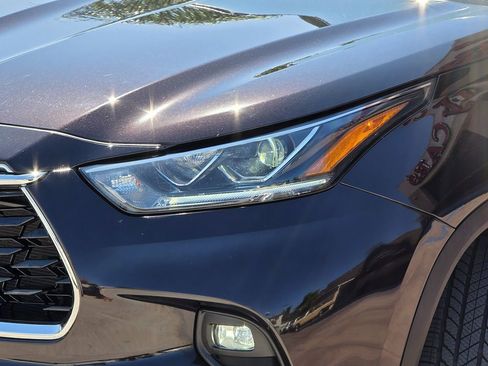 Used 2022 Toyota Highlander Limited image 8
