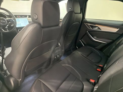 New 2026 Jaguar F-PACE R-Dynamic S image 21
