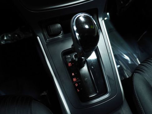 Used 2019 Nissan Sentra SV image 18