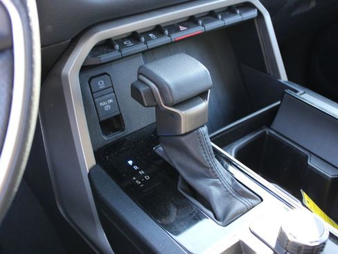 Used 2025 Toyota Sequoia SR5 image 27