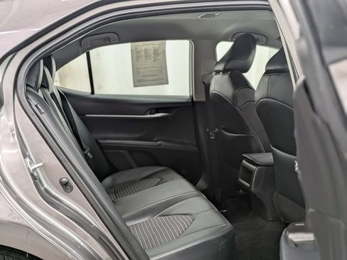 Used 2024 Toyota Camry SE FWD image 15
