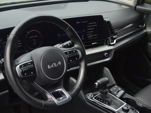 Used 2023 Kia Sportage SX FWD image 27