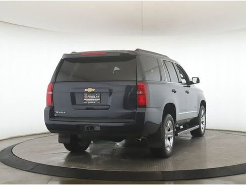 Used 2017 Chevrolet Tahoe LT w/ LT Signature Package image 7