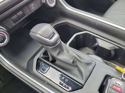 Certified 2024 Toyota Grand Highlander FWD image 28