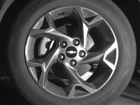 Used 2025 Chevrolet Trax LT FWD image 12