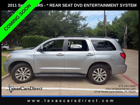 Used 2011 Toyota Sequoia SR5 RWD image 2