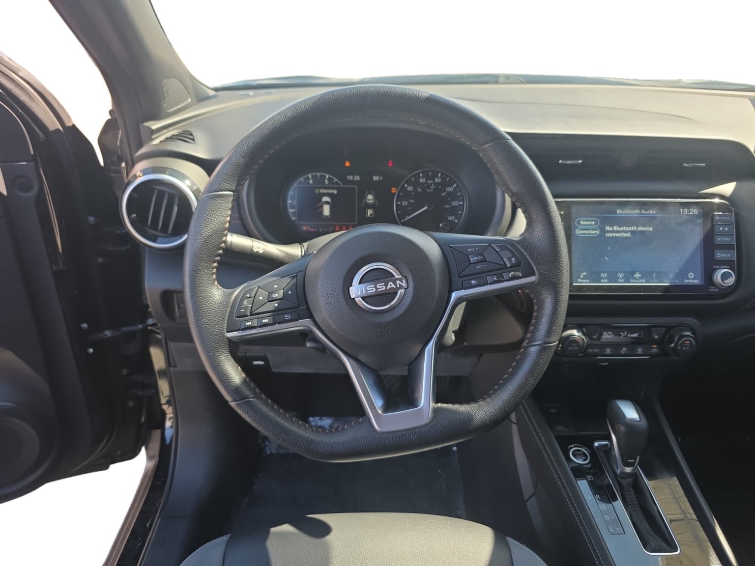 Used 2023 Nissan Kicks SR w/ SR Premium Package FWD image 13