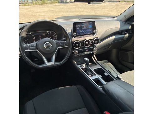 Used 2022 Nissan Sentra SV FWD image 13