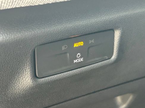 Certified 2026 Volkswagen Tiguan S FWD image 50
