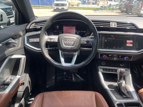 Used 2023 Audi Q3 2.0T Premium Plus AWD/4WD image 32