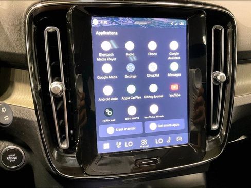 Certified 2023 Volvo XC40 B5 Plus w/ Protection Package Premier AWD/4WD image 15