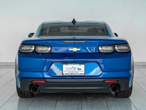 Used 2021 Chevrolet Camaro LT w/ Technology Package RWD image 7