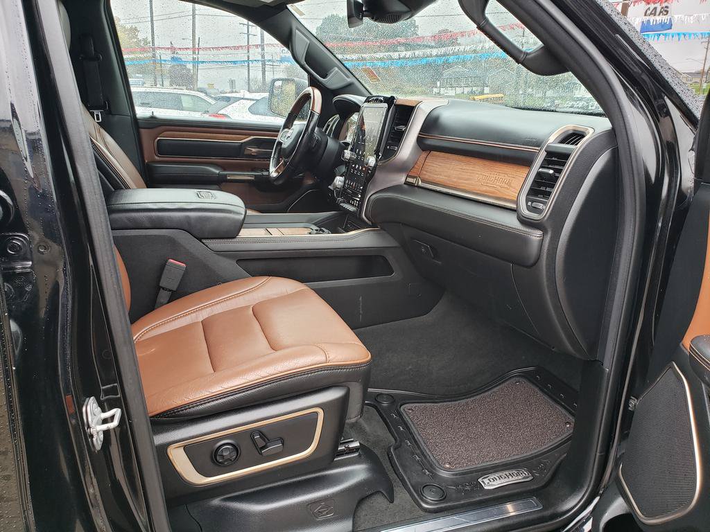 Used 2019 RAM 1500 Limited AWD/4WD image 18