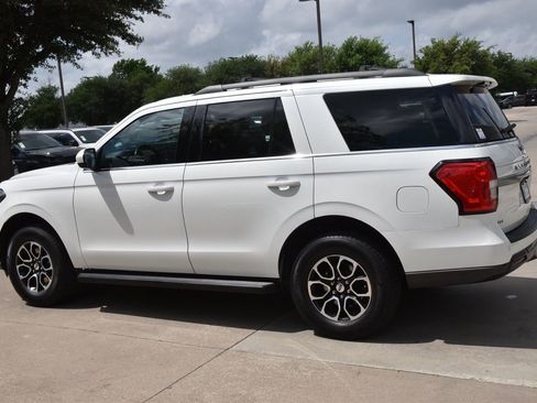 Certified 2022 Ford Expedition XLT RWD image 11