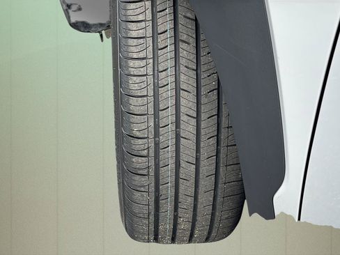 Certified 2023 Hyundai Kona SEL FWD image 11