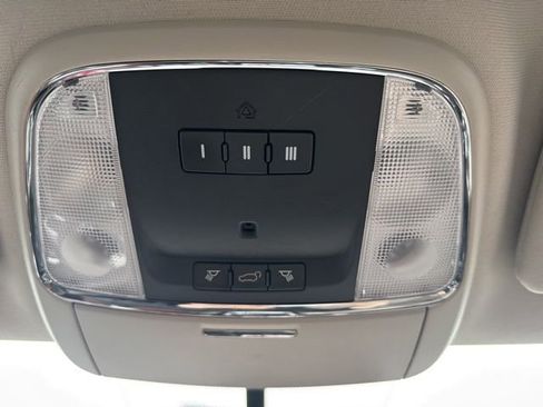 Used 2013 Dodge Durango Crew w/ Trailer Tow Group IV image 19