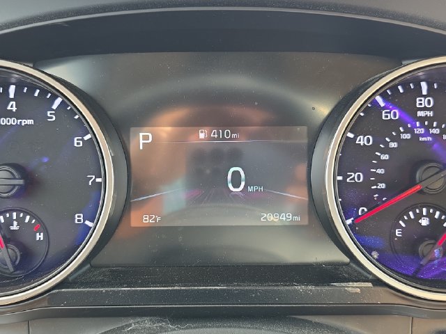 Used 2024 Kia Carnival LX FWD image 22