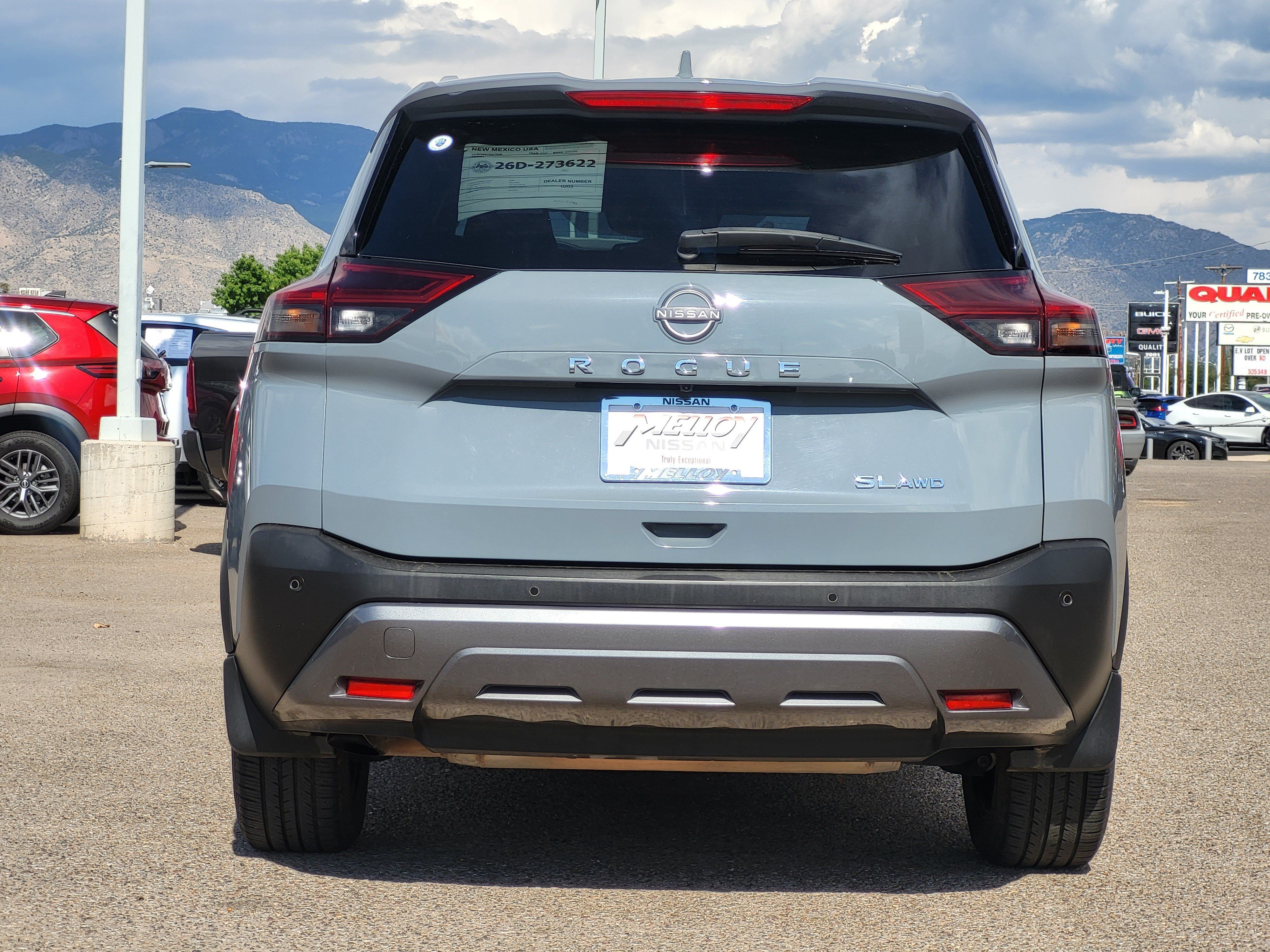 Certified 2022 Nissan Rogue SL w/ SL Premium Package AWD/4WD image 5