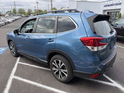 Used 2023 Subaru Forester Limited AWD/4WD image 6