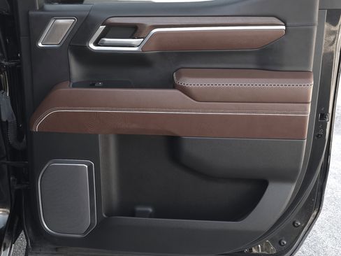 Used 2022 GMC Sierra 1500 Denali Ultimate image 40