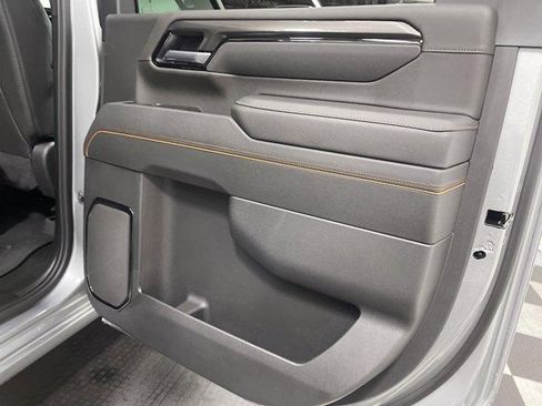 New 2026 GMC Sierra 2500 AT4 w/ LPO, Black Badging Package AWD/4WD image 14