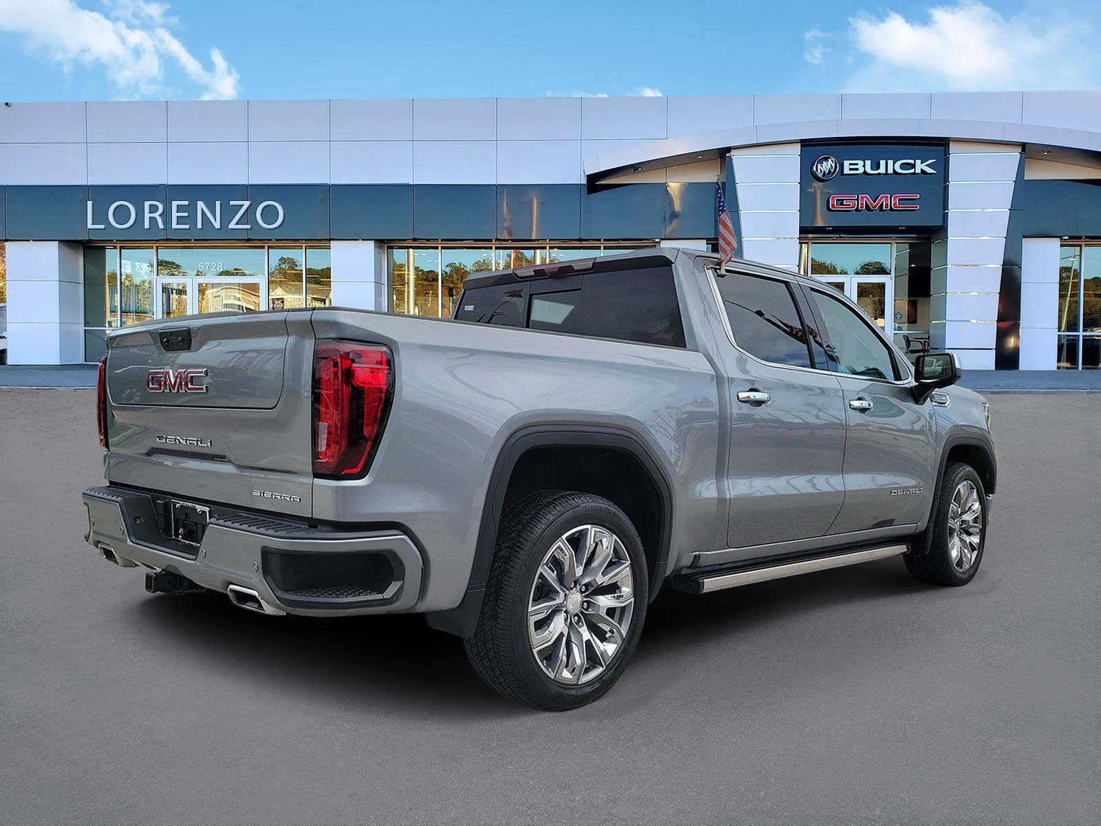 Used 2024 GMC Sierra 1500 Denali w/ Denali Reserve Package AWD/4WD image 4