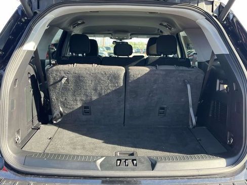 Used 2022 Ford Explorer XLT AWD/4WD image 21